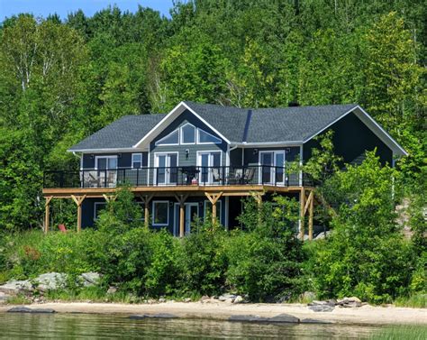 Lakefront Vacation Cottage Rental Experiences .
